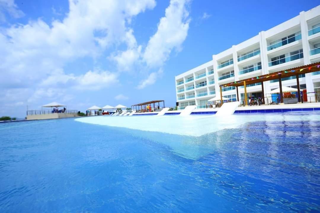 Cabana Puerto Velero Puerto Caiman Exterior photo